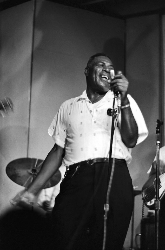 Howlin' Wolf - Megapost (discografía, bootlegs) Howlin' Wolf - Megapost (discografía, bootlegs)