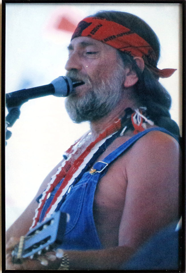 lesbain sex tanya cherokee willie nelson vintage