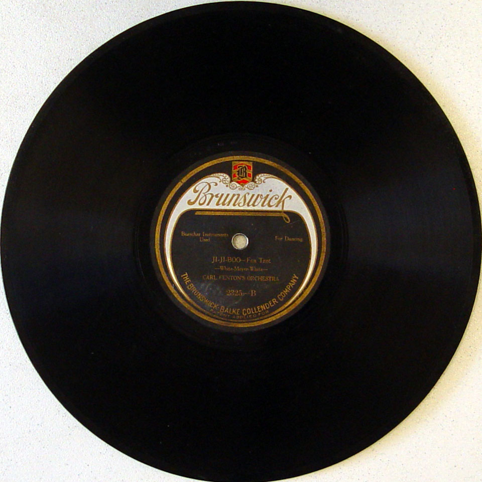 Carl Fenton's Orchestra - It's You / Tuck Me To Sleep In My Old 'Tucky Home Carl Fenton's Orchestra - It's You / Tuck Me To Sleep In My Old 'Tucky Home