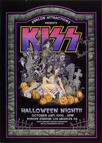 Kiss Poster