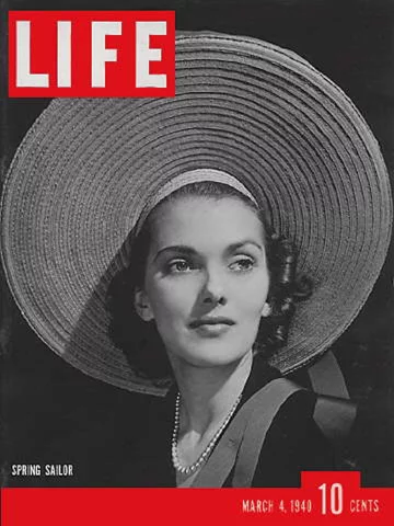 LIFE Magazine's Fashion Photography of the 1950s