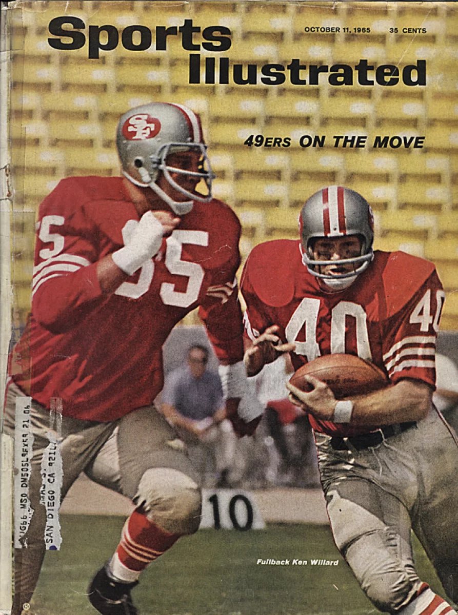 1966 Street & Smith's PRO FOOTBALL Magazine - Ken Willard