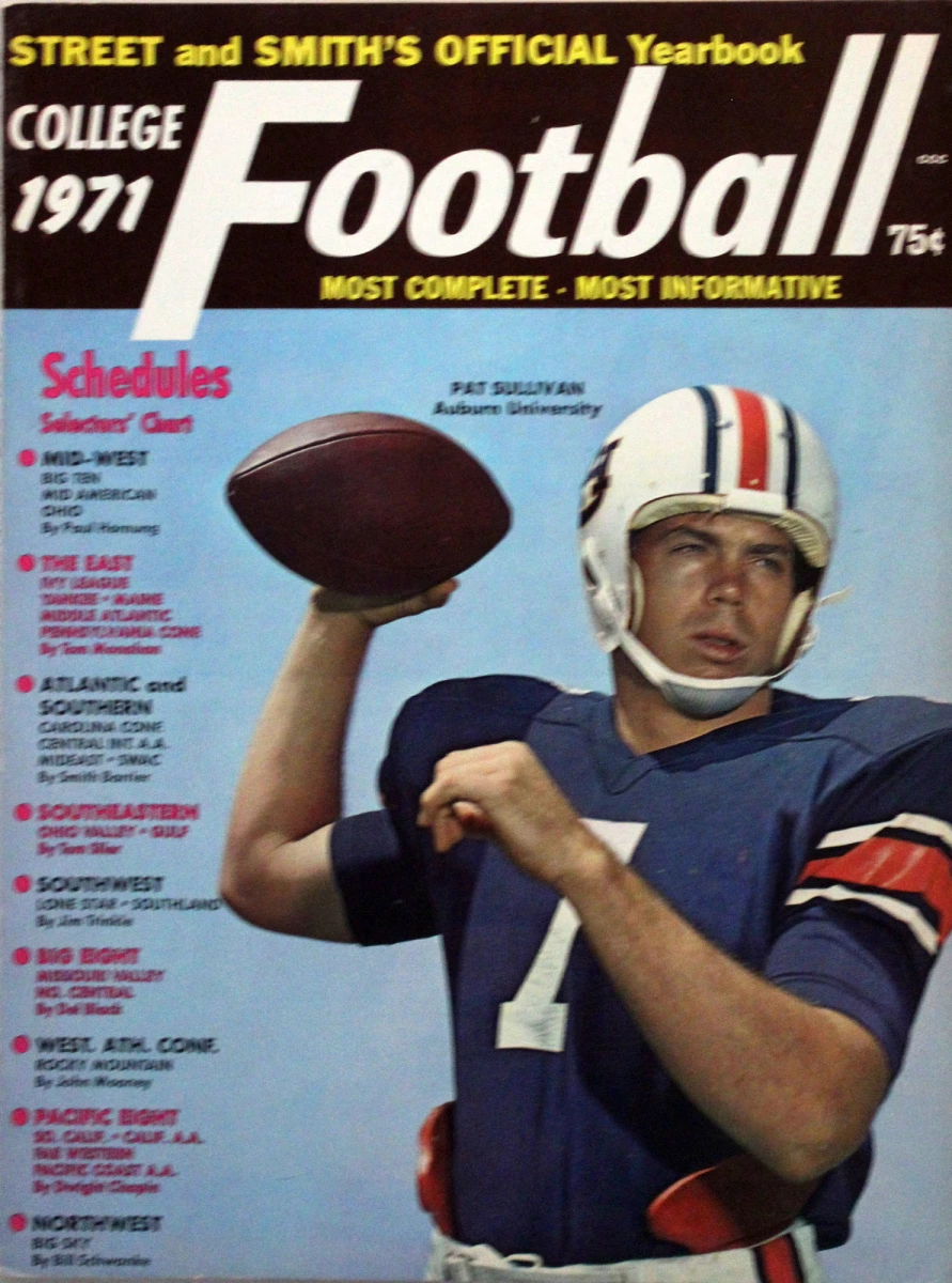 Street & Smith's College Football Yearbook January 1971 at Wolfgang's