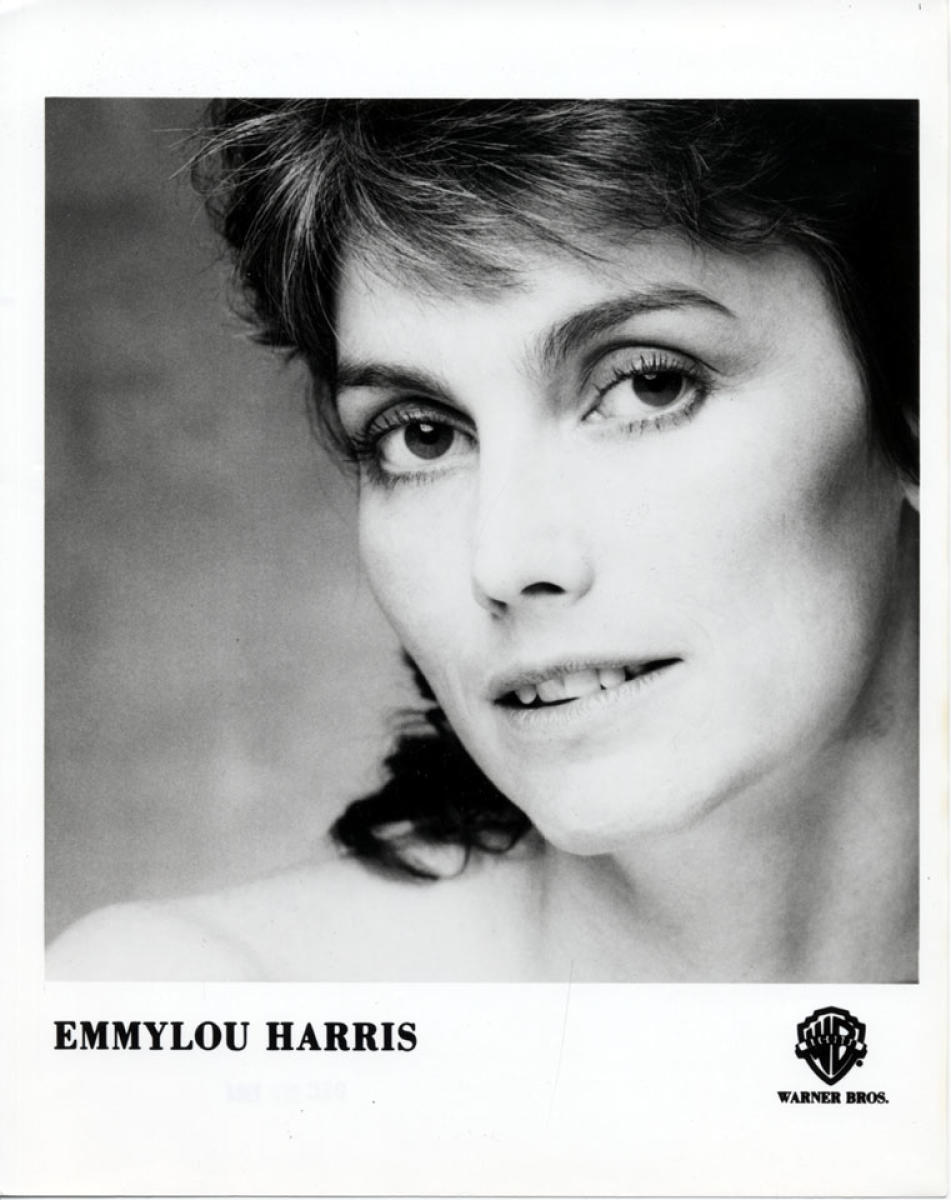 CD Emmylou HARRIS PORTRAITS  3枚組　全61曲 Harris, Emmylou - Portraits - Amazon.com Music