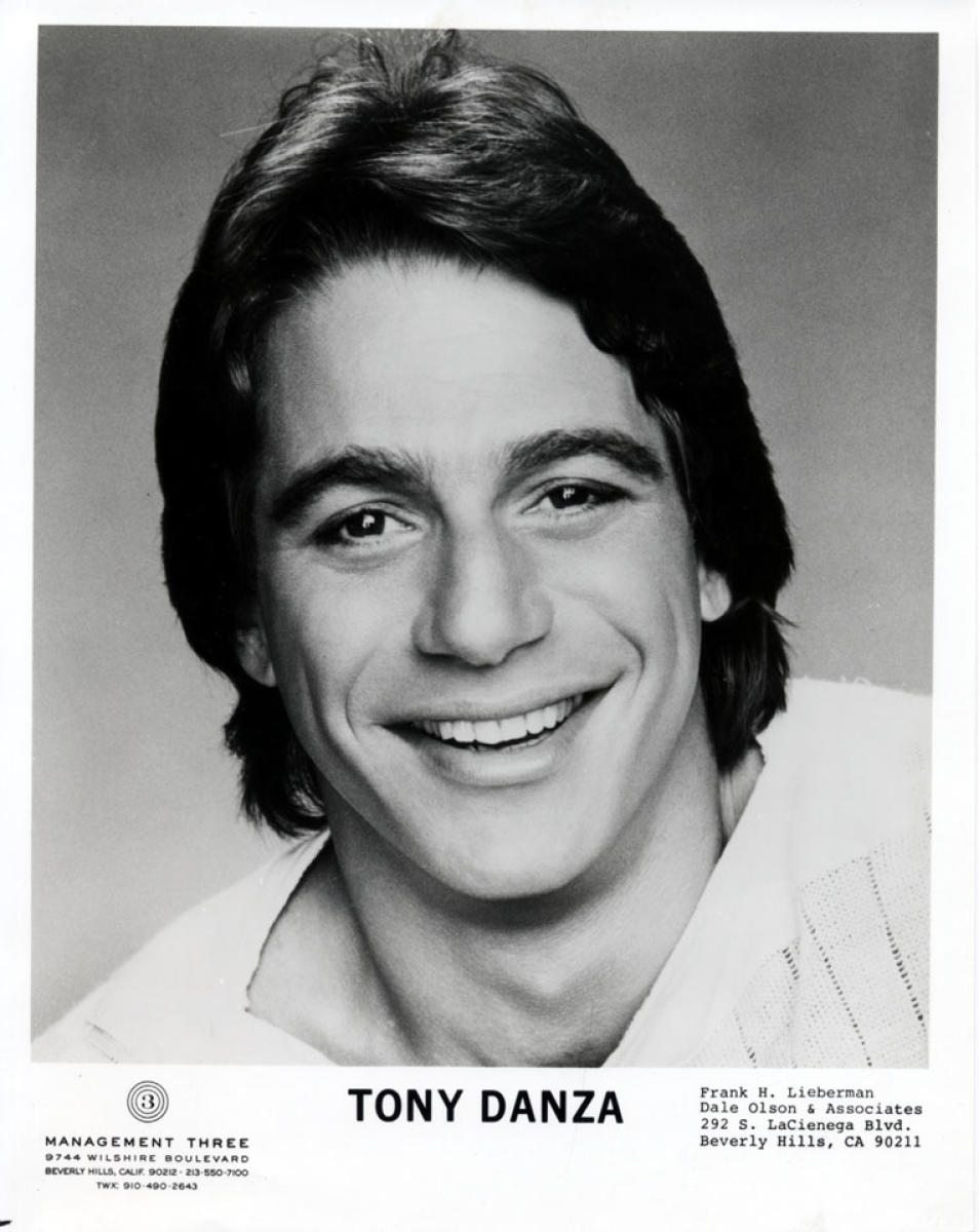 Тони данза. Тони Данза актер. Тони Данза в молодости. Тони Данза в молодости фото.