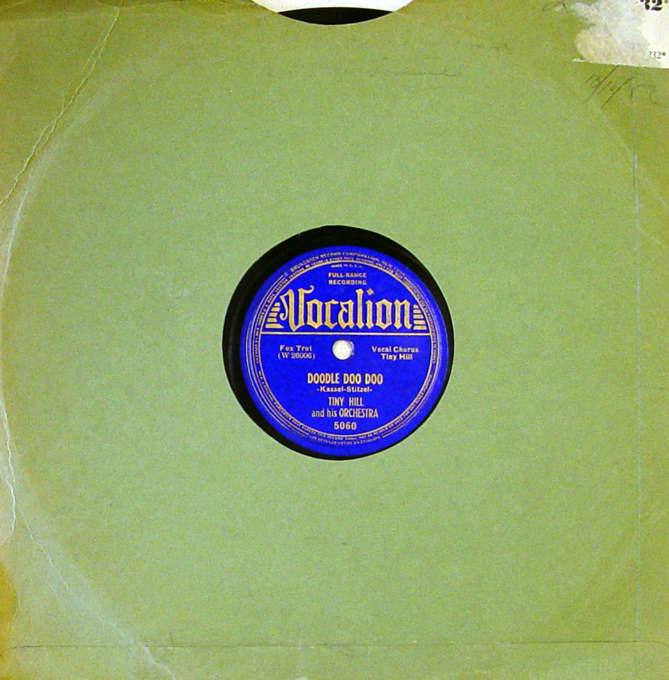 Tiny Hill And His Orchestra - Two Ton Tessie / I'm Alone Because I Love You Tiny Hill And His Orchestra - Two Ton Tessie / I'm Alone Because I Love You